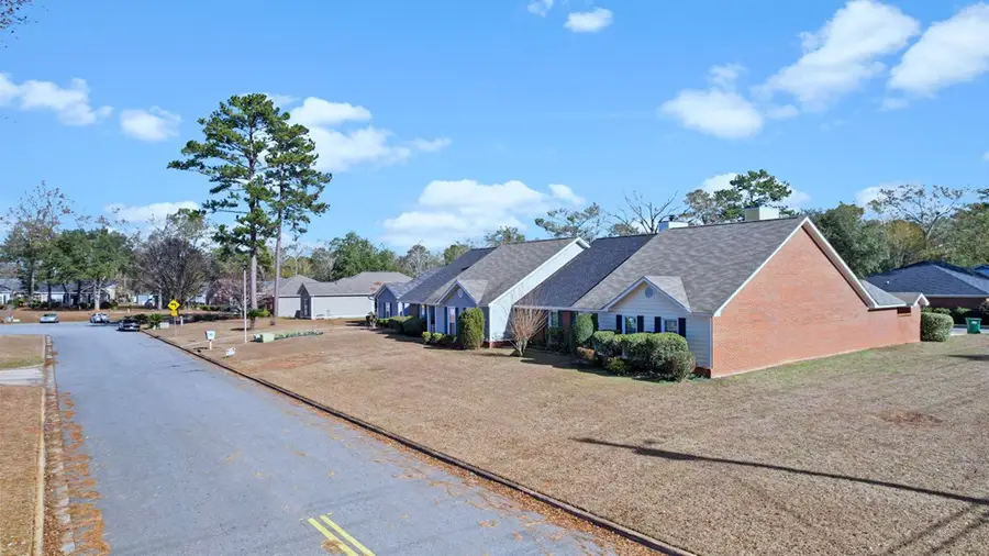 2502 Burnwyck Court, Albany, GA 31707 - Image #2