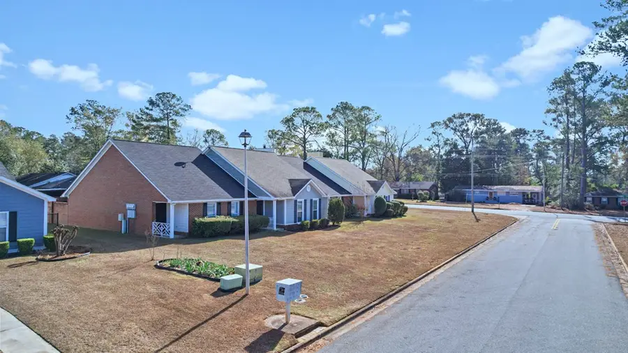 2502 Burnwyck Court, Albany, GA 31707 - Image #3