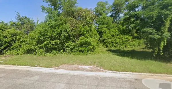 713 Martin Luther King Jr Drive, Albany, GA 31701