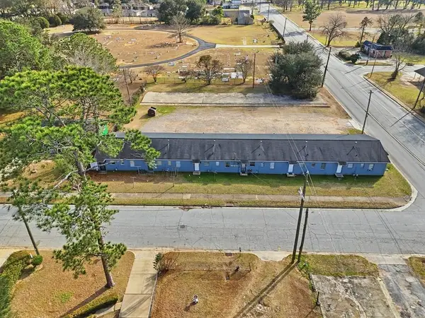 2106 Martin Luther King Jr Drive, Albany, GA 31701
