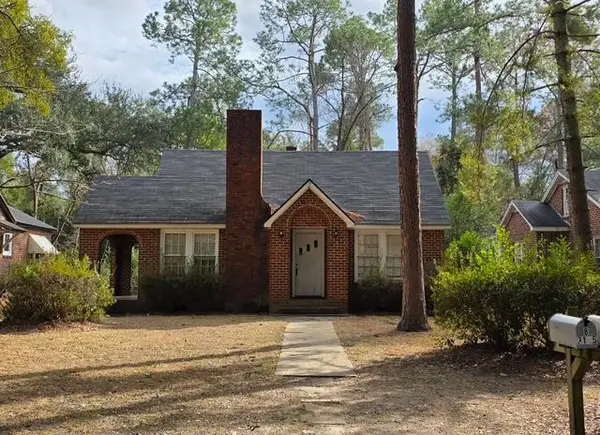 912 W Society Ave, Albany, GA 31701