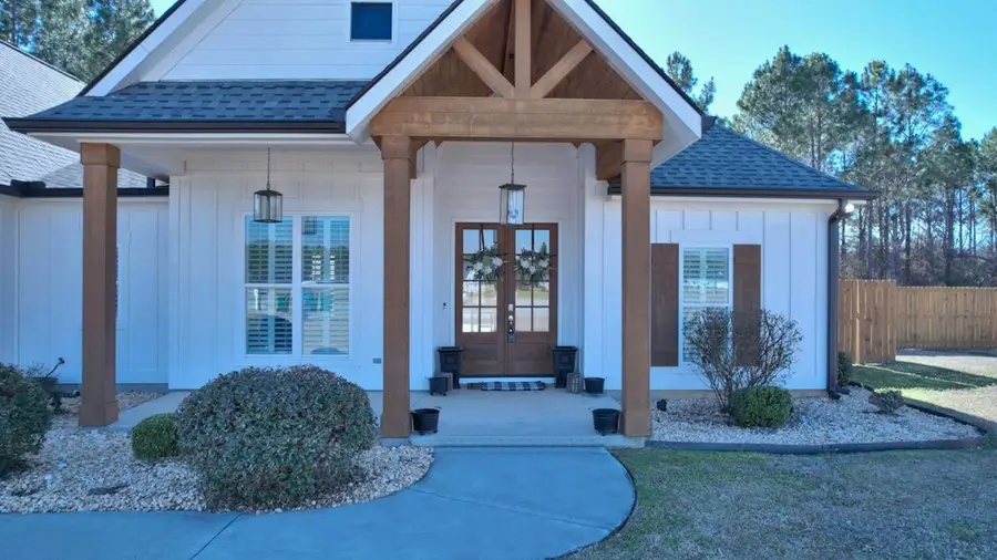 142 Depot Ct., Leesburg, GA 31763 - #2