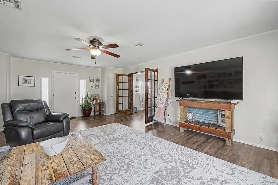 207 NW Hunton St Nw, Poulan, GA 31781 - #2