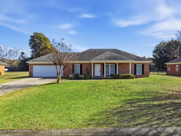 109 Birchwood Drive, Leesburg, GA 31763