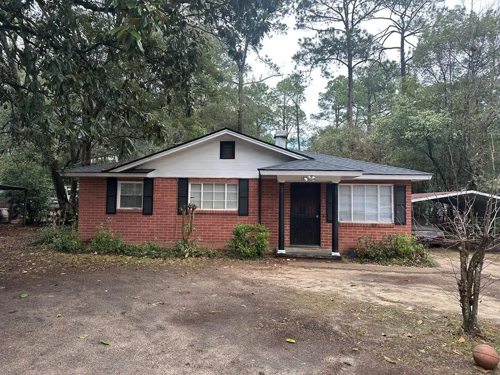 1203 Waddell Ave, Albany, GA 31705 - #1