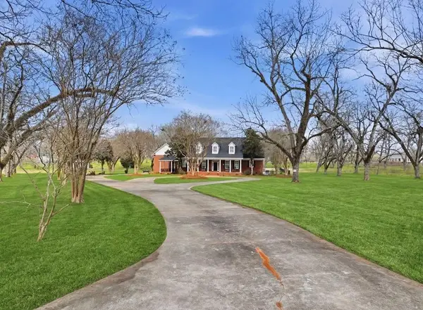 107 Millstone Court, Leesburg, GA 31763