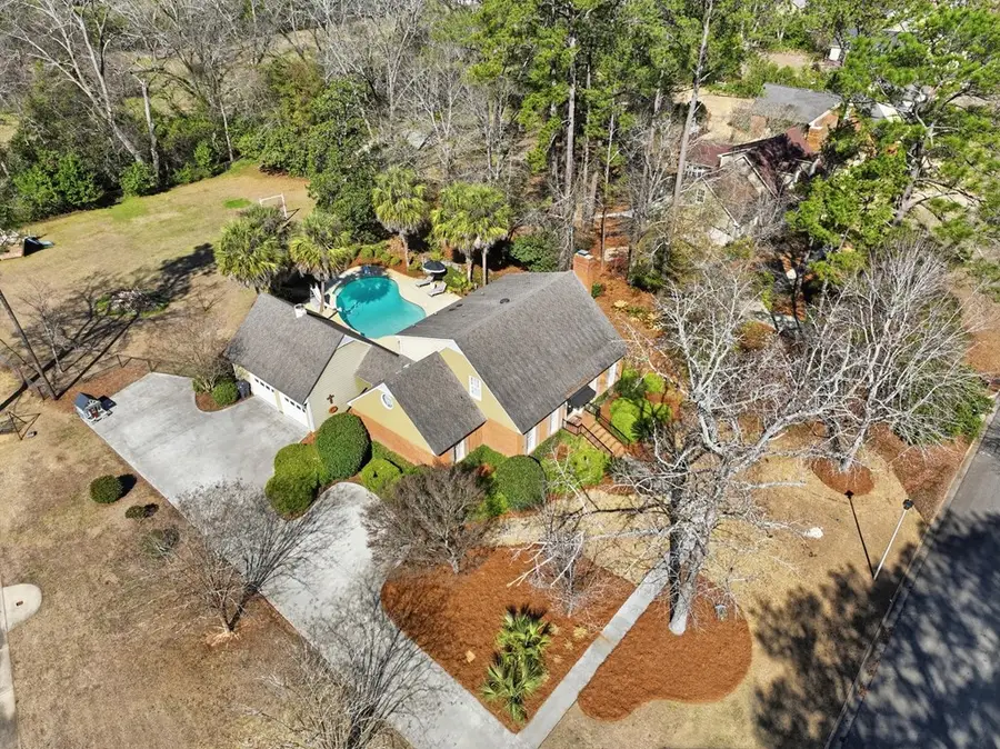 2621 Crofton Drive, Albany, GA 31721 - #2