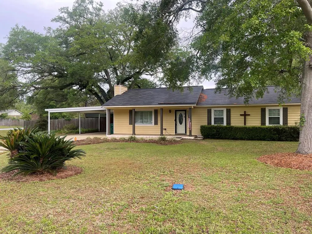 148 W Pelham Drive, Leesburg, GA 31763 - #1