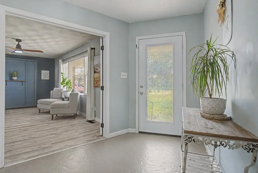 417 Poinciana Avenue, Albany, GA 31705 - #2