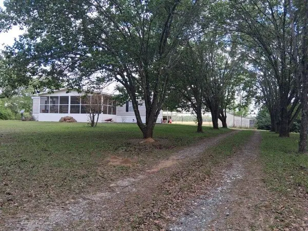 4527 Sylvester Highway, Sylvester, GA 31791