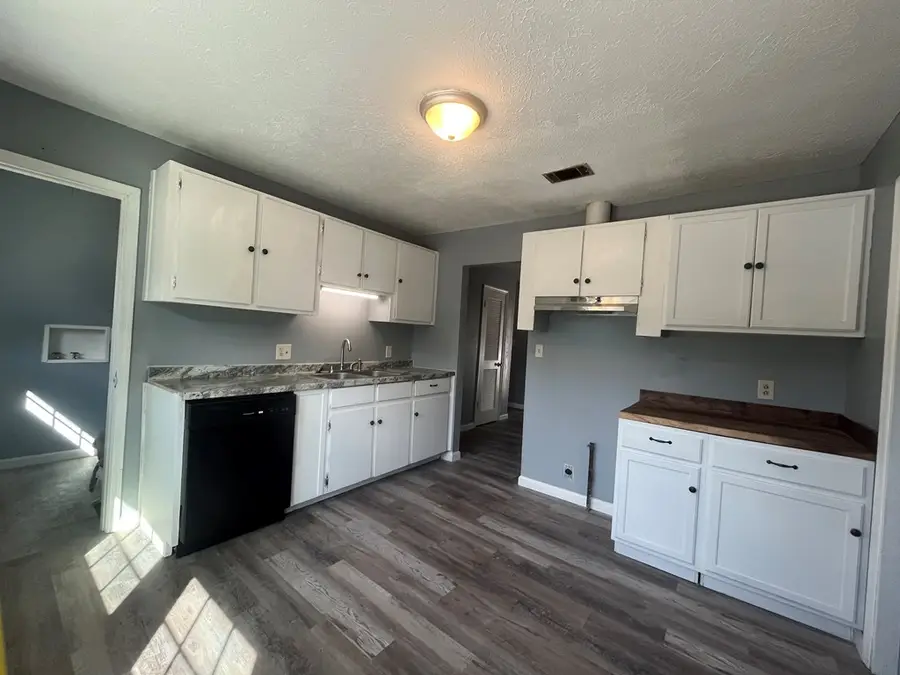 703 Goodall Avenue, Albany, GA 31705 - #3