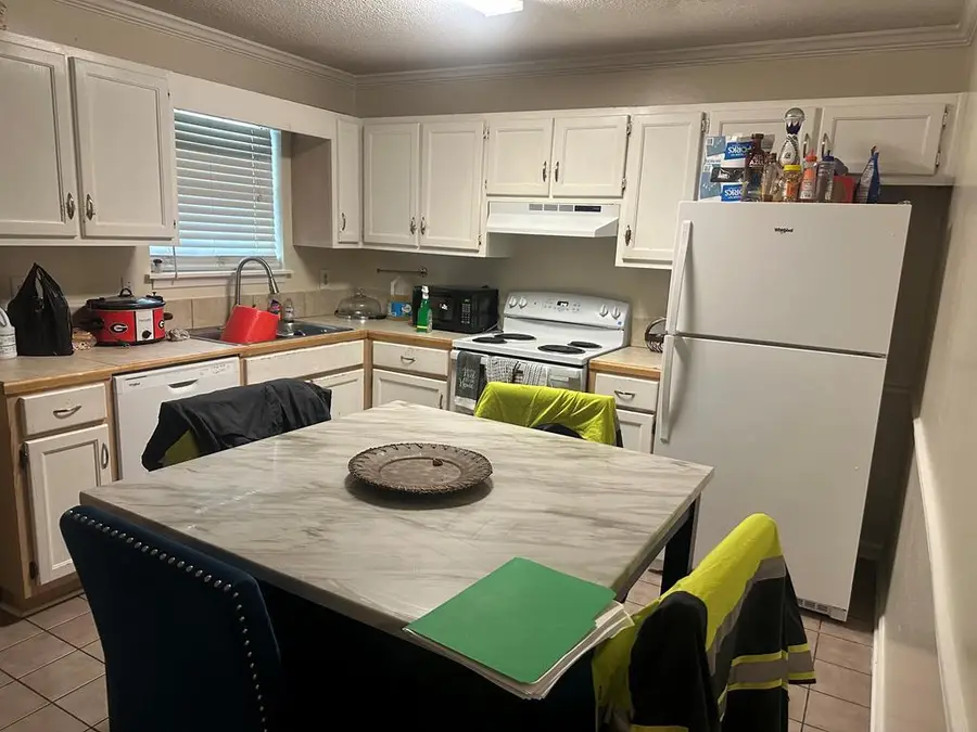 3211 Fernridge Drive, Albany, GA 31721 - #3