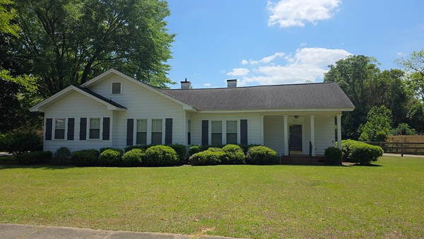 347 Curry Street Ne, Pelham, GA 31779