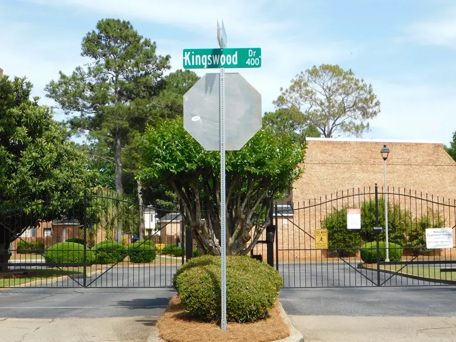 435 Kingswood Court, Albany, GA 31721 - #3