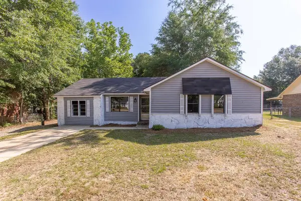 122 Seminole Ave, Leesburg, GA 31763