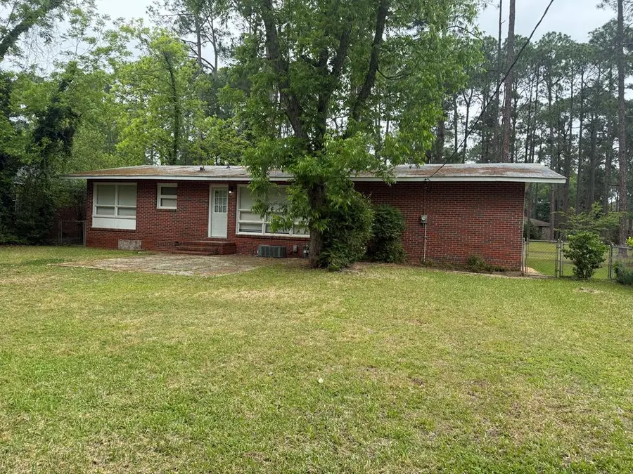 2312 Whispering Pines Rd, Albany, GA 31707 - #2