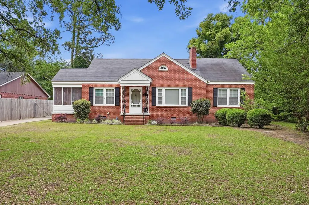 922 W 4th Avenue, Albany, GA 31701 - #1