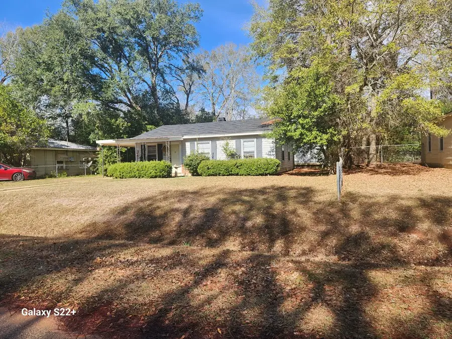 209 Moore Ave, Albany, GA 31705 - #3