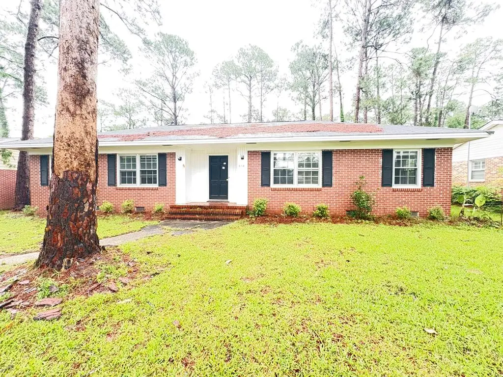 514 Edgewood Ln, Albany, GA 31707 - #1