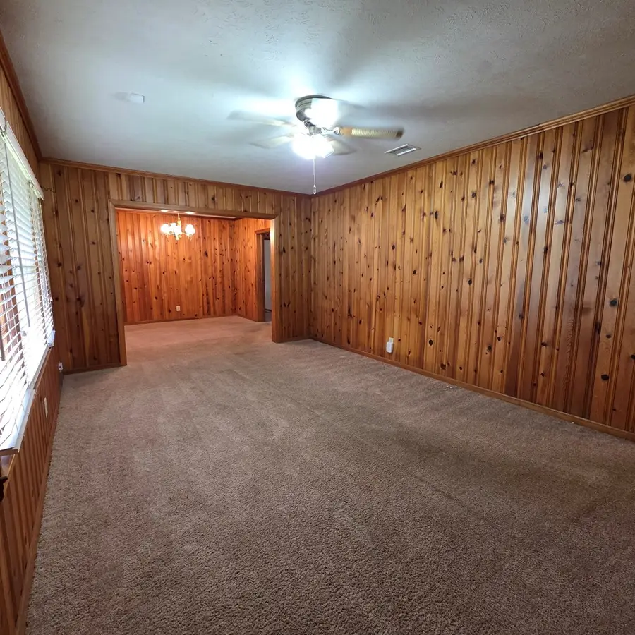 103 SE Rosewood Drive, Albany, GA 31705 - #2