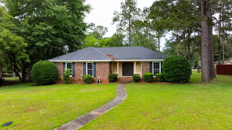 1610 Woodfield Ct, Albany, GA 31721 - #2