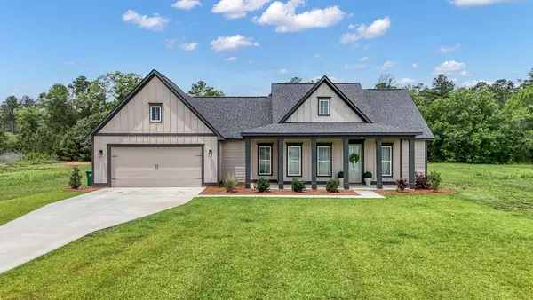 201 Willow Oak Loop, Leesburg, GA 31763