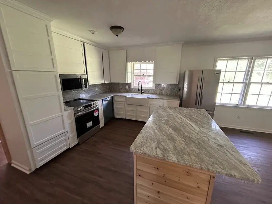 2201 Devon Drive, Albany, GA 31721 - #3