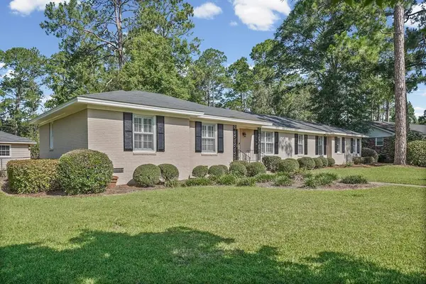 1809 Green Valley Lane, Albany, GA 31707