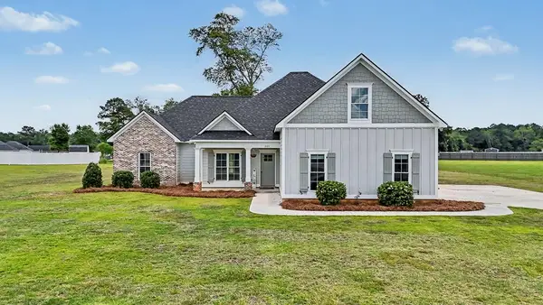 205 Hollister Drive, Leesburg, GA 31763