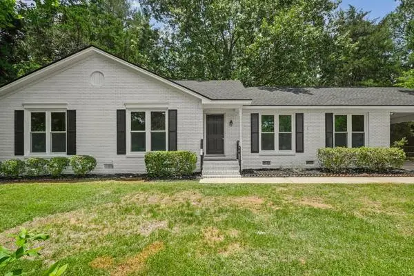 206 Raintree Dr, Albany, GA 31705 - #1