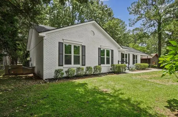 206 Raintree Dr, Albany, GA 31705 - #2