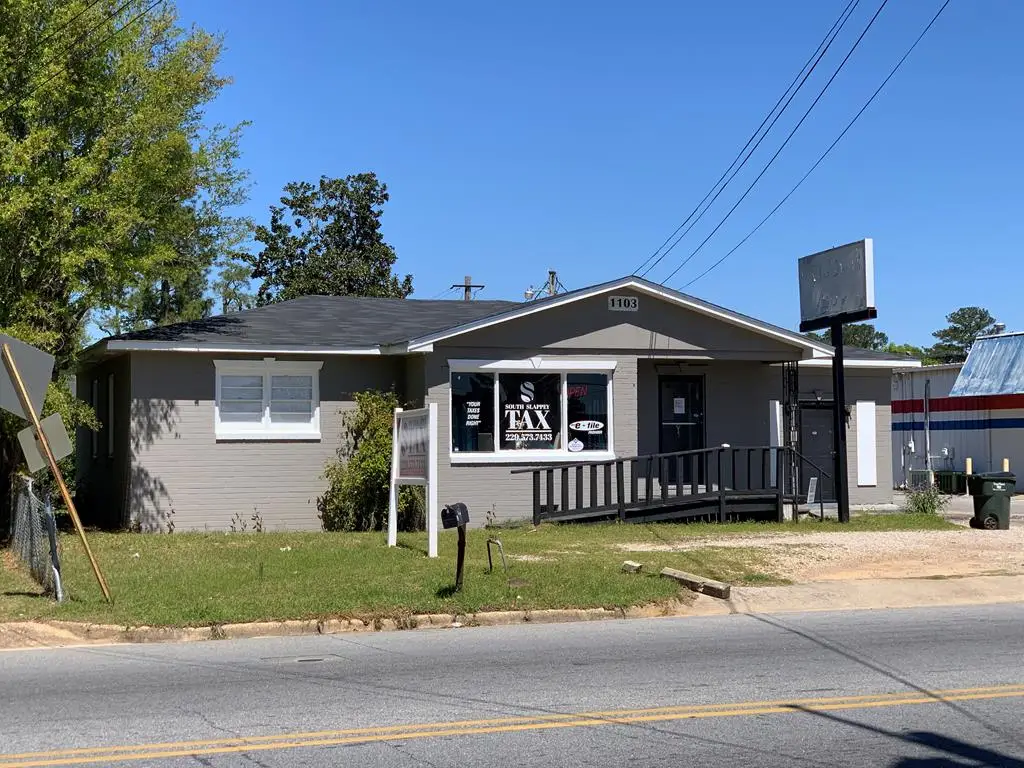 1103 Gordon Avenue W, Albany, GA 31707 - #1