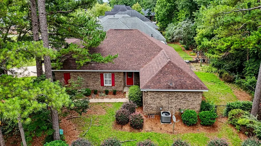 1911 Regalwood Drive, Albany, GA 31721 - #2