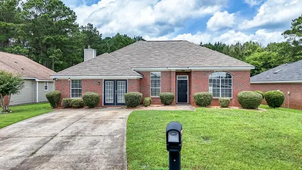 2931 Stonewater Drive, Albany, GA 31721