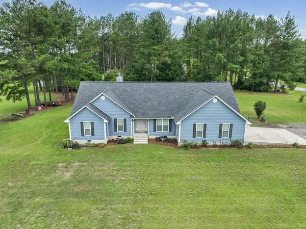 185 Plantation Drive, Leesburg, GA 31763