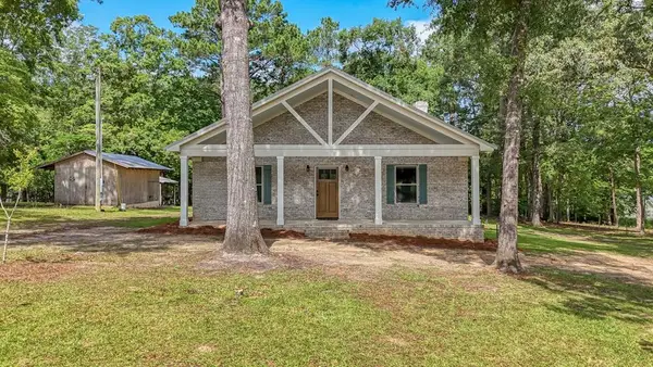 32 Lake Point Drive, Fort Gaines, GA 39851
