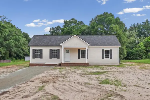 154 Creekside Drive, Leesburg, GA 31763