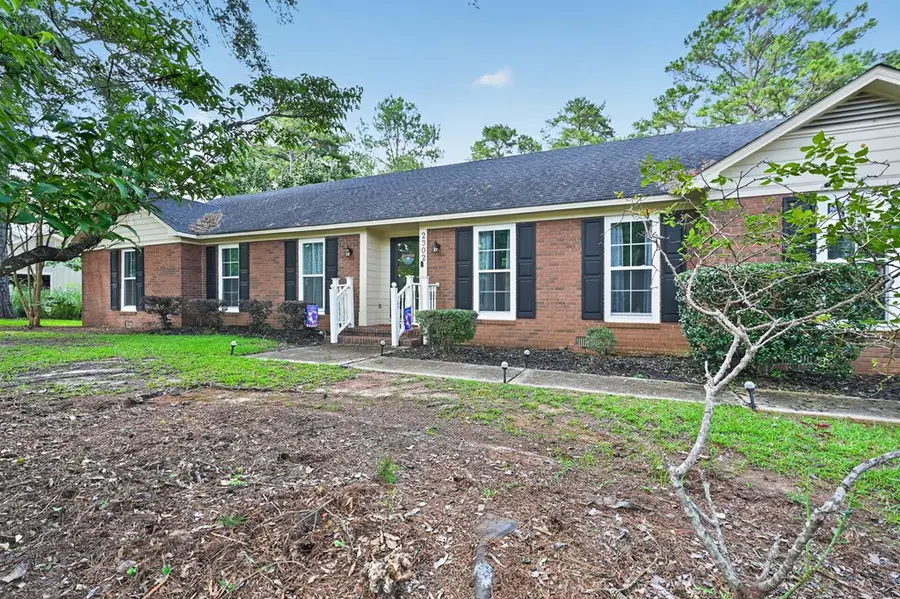 2302 W Alberson Drive, Albany, GA 31721 - #2