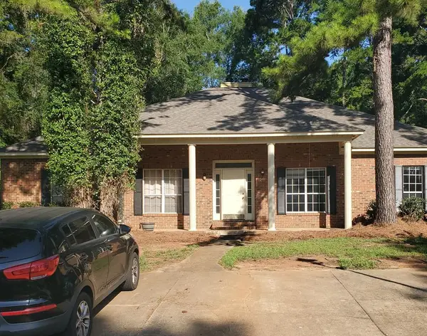 3820 Mayfair Lane, Albany, GA 31721