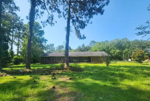 562 Old State Hwy 50, Sylvester, GA 31791