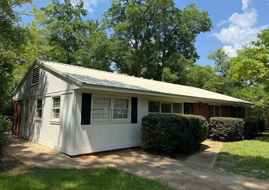 2311 Pembroke Drive, Albany, GA 31707 - #3