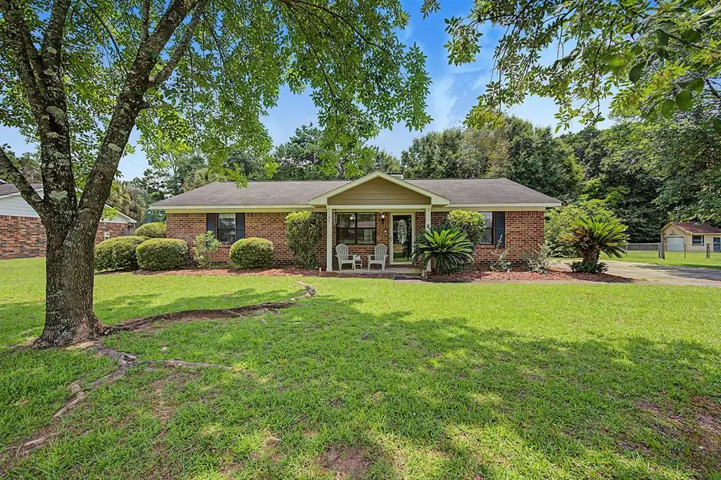 107 Clinton Lane, Albany, GA 31701 - #1