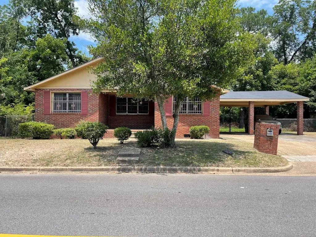 619 Holloway Avenue, Albany, GA 31701 - #1