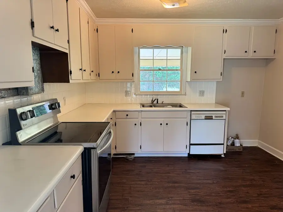 2714 Pine Manor Ln, Albany, GA 31707 - #2