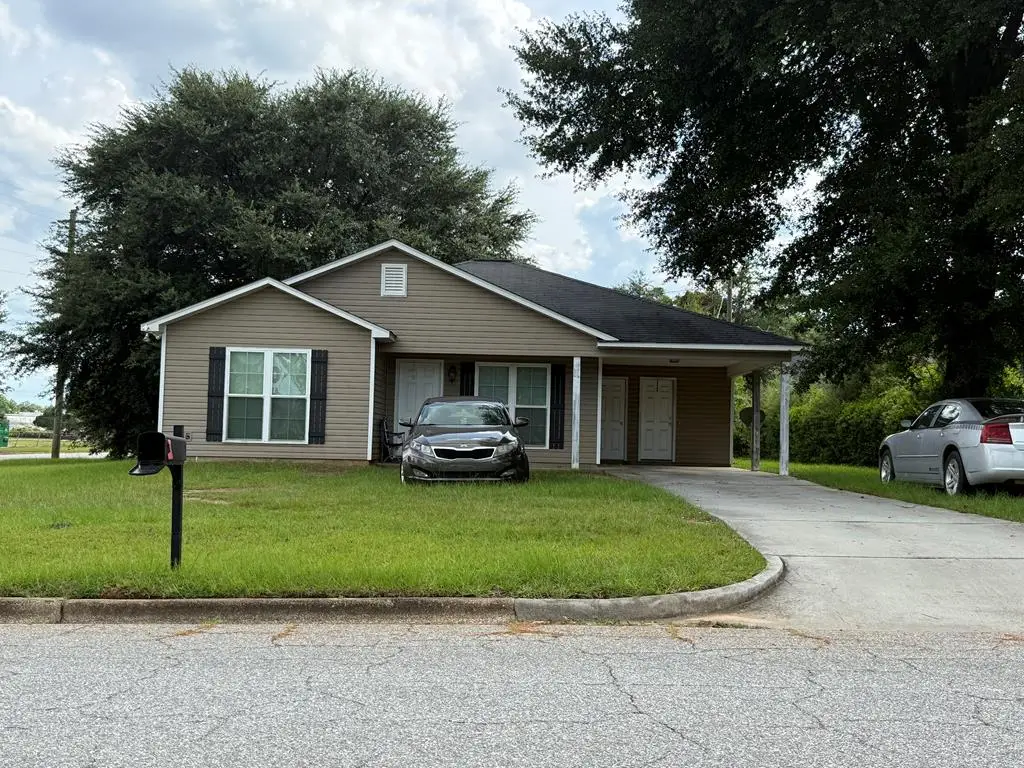 1124 Benjamin Avenue, Albany, GA 31701 - #1