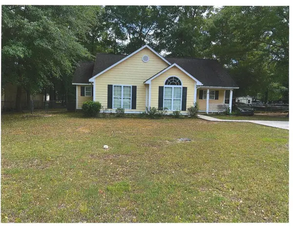 107 Amicalola Court, Leesburg, GA 31763