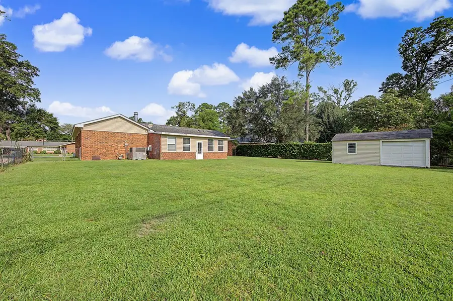 416 Forest Glen Drive, Albany, GA 31707 - #2