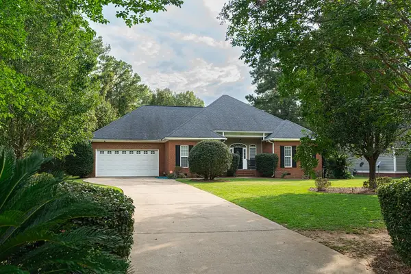 1601 River Pointe Drive, Albany, GA 31701