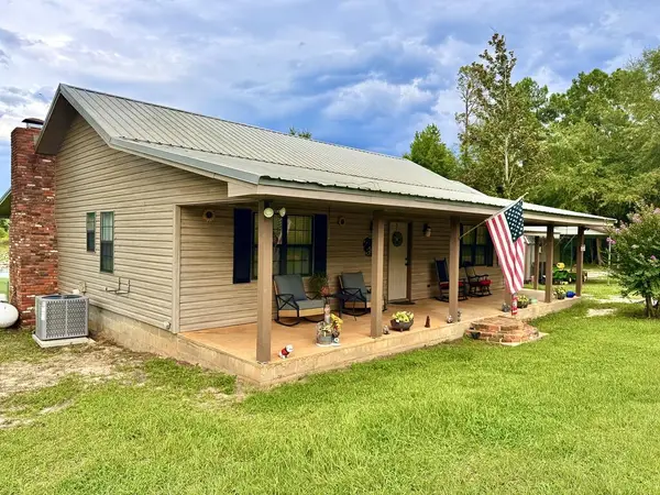 2911 Paradise Circle, Donalsonville, GA 39845