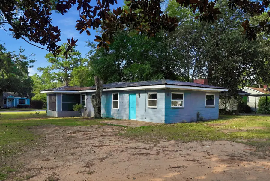 1701 W Lincoln Avenue, Albany, GA 31707 - #3